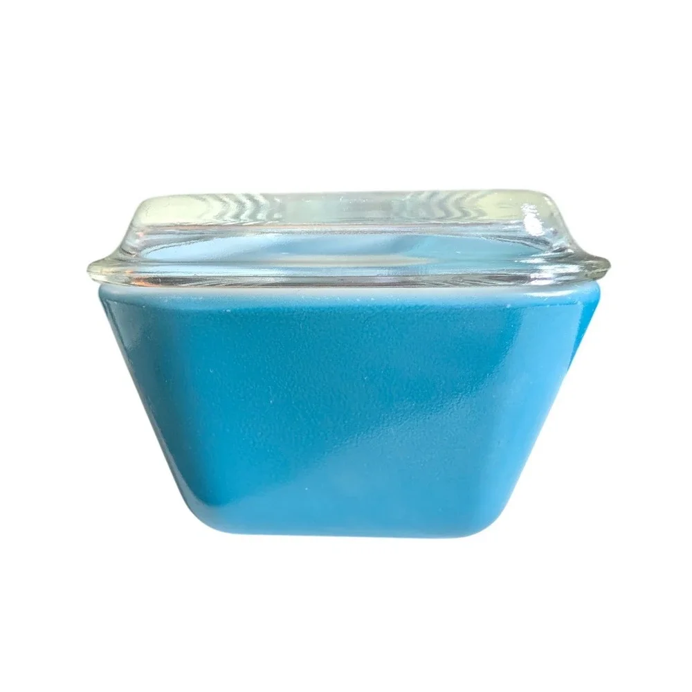 Vintage Pyrex Turquoise Refrigerator Dish 502-B with Clear Lid 502-C 1.5 Pint